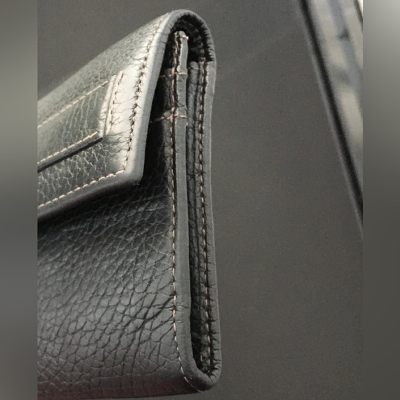 OFFERS WELCOMED - Authentic Furla Genuine Leather Long Wallet - Picture 4 of 10